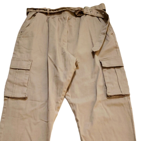 Tan high rise elasticized waist slash pockets cargo pockets cotton joggers - Picture 4 of 10